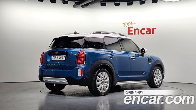 Mini Countryman 2021 — photo 2