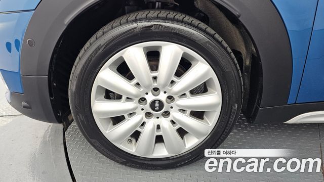 Mini Countryman 2021 — photo 5