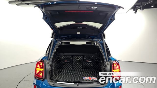 Mini Countryman 2021 — photo 26