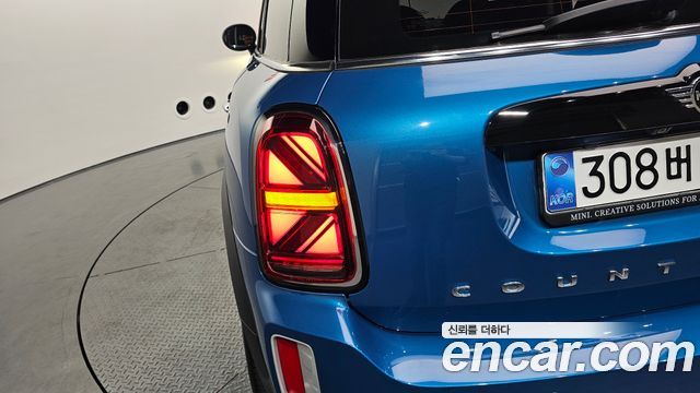 Mini Countryman 2021 — photo 9
