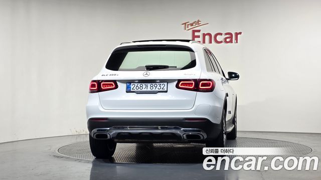 Mercedes-Benz GLC-Class 2021 — photo 4