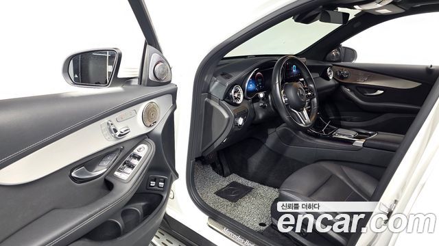 Mercedes-Benz GLC-Class 2021 — photo 10