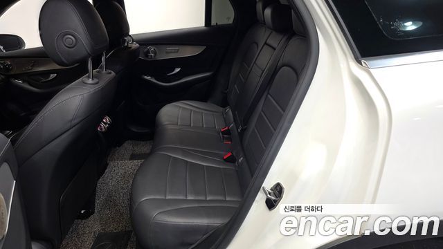 Mercedes-Benz GLC-Class 2021 — photo 11