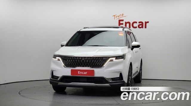 Kia Canival 2023 — photo 3