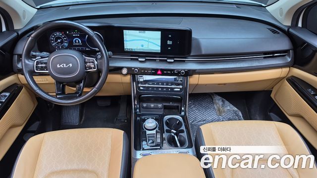 Kia Canival 2023 — photo 10