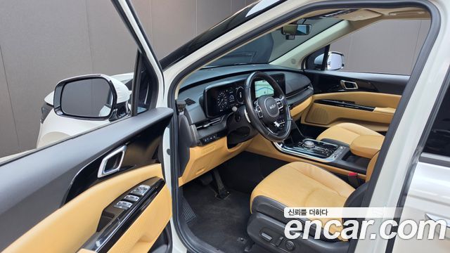 Kia Canival 2023 — photo 13