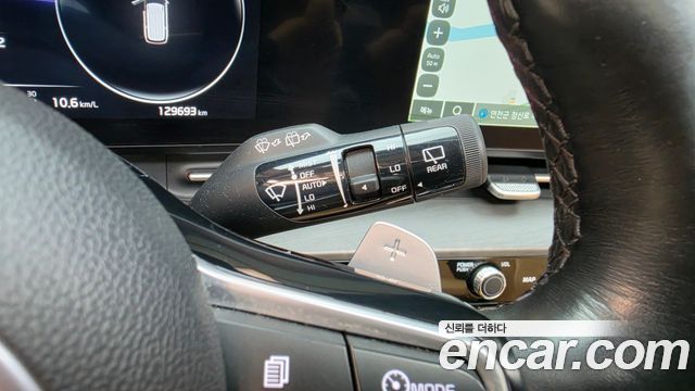 Kia Canival 2023 — photo 29
