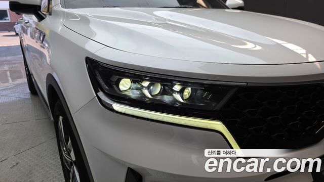 Kia Sorento 2023 — photo 8