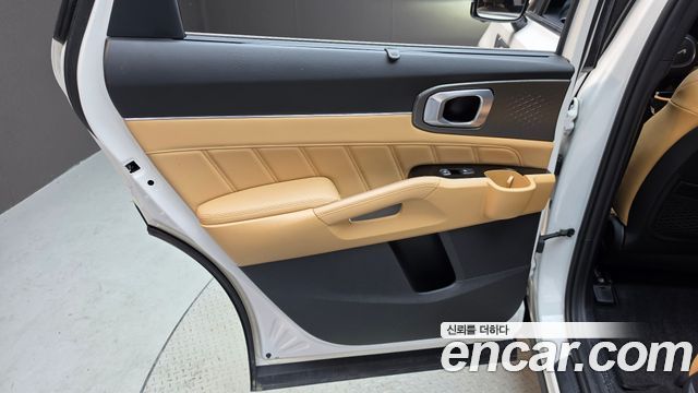 Kia Sorento 2023 — photo 15