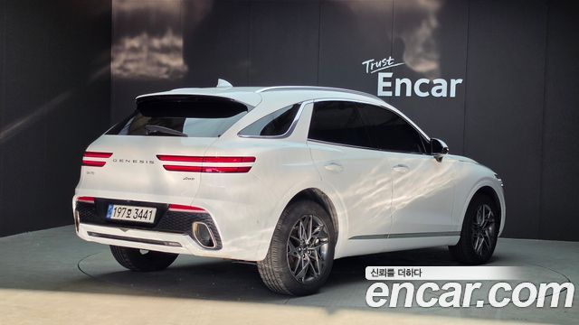 Genesis GV70 2023 — photo 2