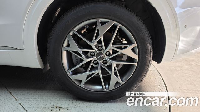 Genesis GV70 2023 — photo 7