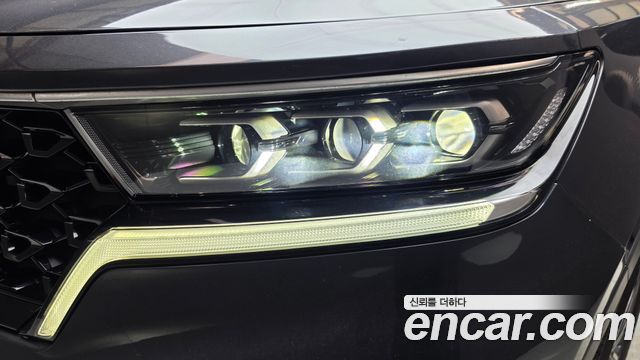 Kia Sorento 2023 — photo 8