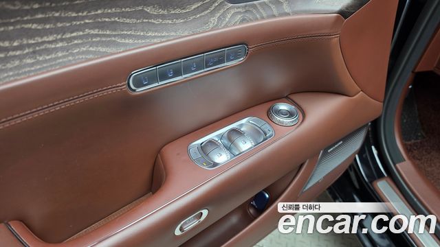 Genesis G90 2023 — photo 34
