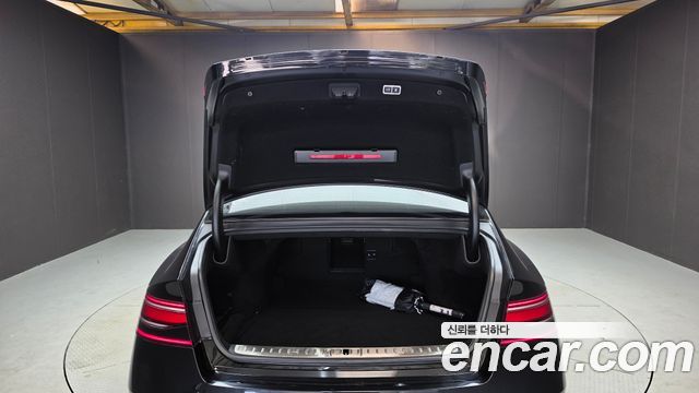 Genesis G90 2023 — photo 37