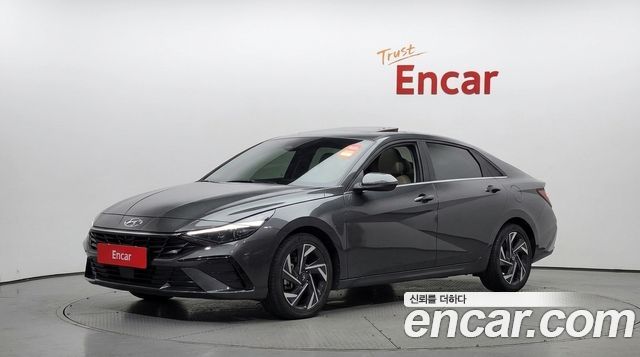 Hyundai AVANTE 2024 — photo 1