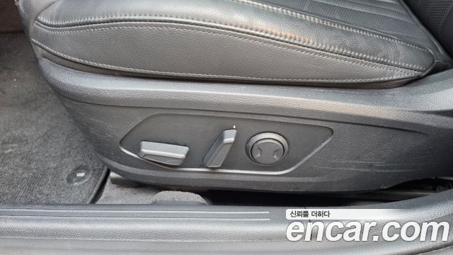 Kia K5 2022 — photo 32