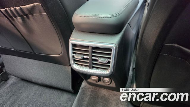 Kia K5 2022 — photo 34