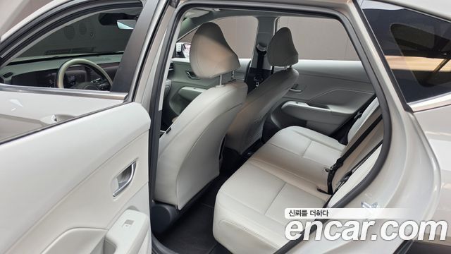 Hyundai Kona 2023 — photo 18