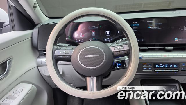 Hyundai Kona 2023 — photo 19