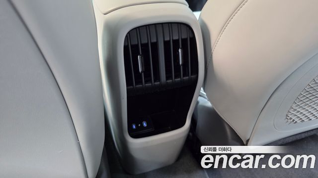 Hyundai Kona 2023 — photo 31