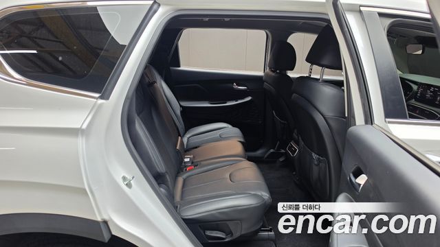 Hyundai Santafe 2021 — photo 17