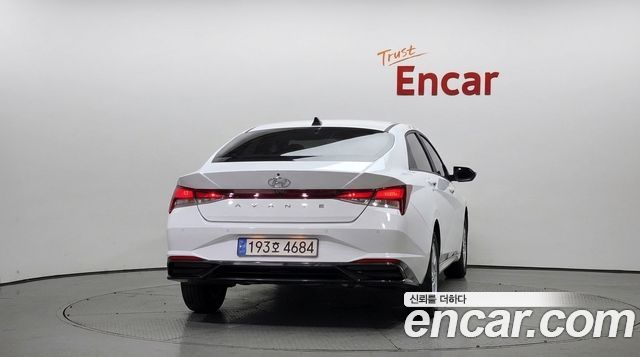 Hyundai AVANTE 2023 — photo 4