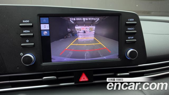 Hyundai AVANTE 2023 — photo 19
