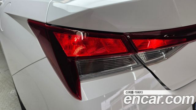 Hyundai AVANTE 2023 — photo 9
