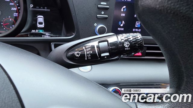Hyundai AVANTE 2023 — photo 28