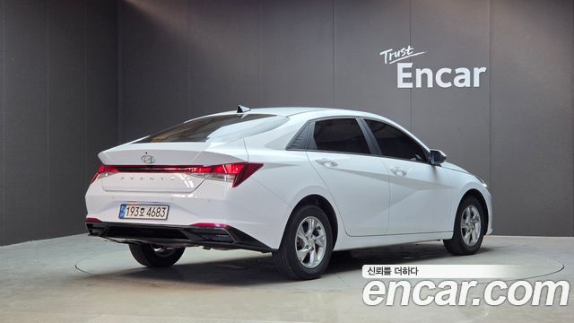 Hyundai AVANTE 2023 — photo 2