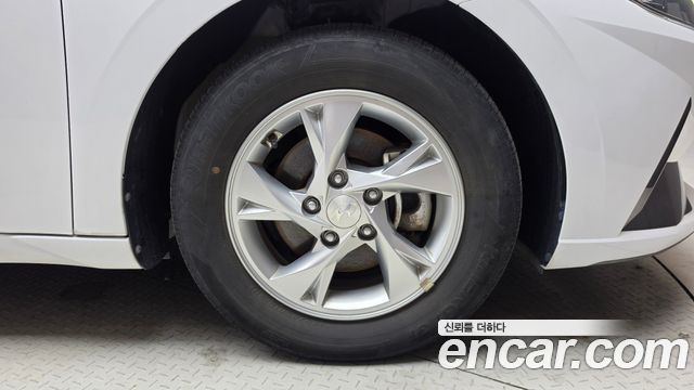 Hyundai AVANTE 2023 — photo 7
