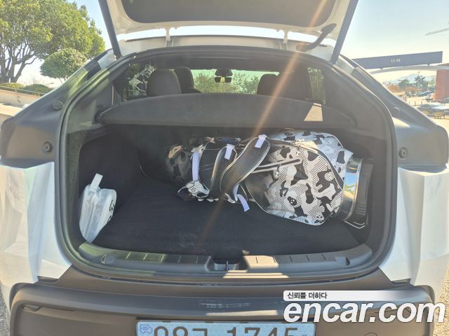 Tesla Model Y 2026 — photo 6