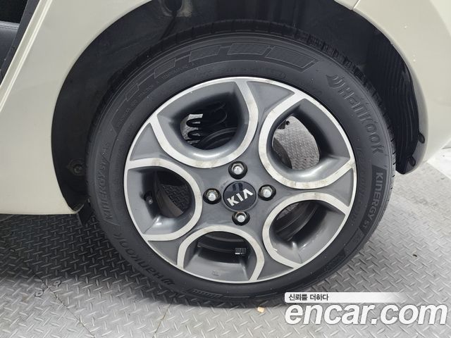 Kia morning 2015 — photo 18