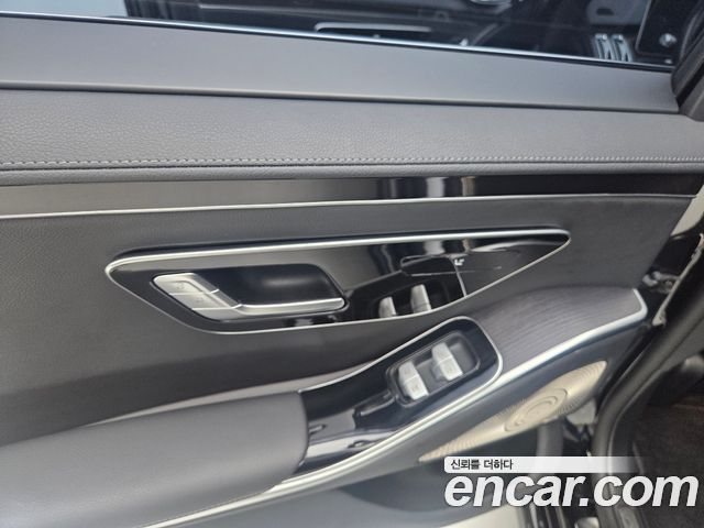 Mercedes-Benz S-Class 2021 — photo 9