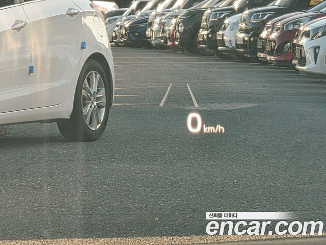 Kia K7 2019 — photo 12