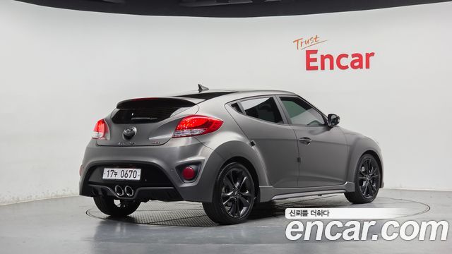 Hyundai Veloster 2017 — photo 2