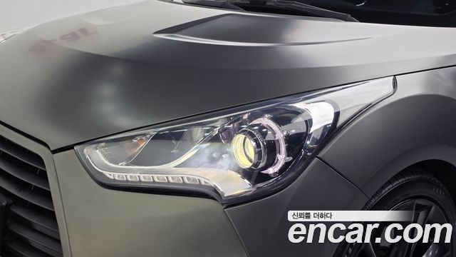 Hyundai Veloster 2017 — photo 8