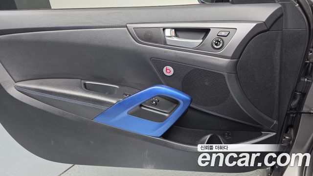 Hyundai Veloster 2017 — photo 14