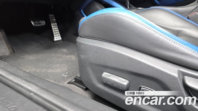 Hyundai Veloster 2017 — photo 28