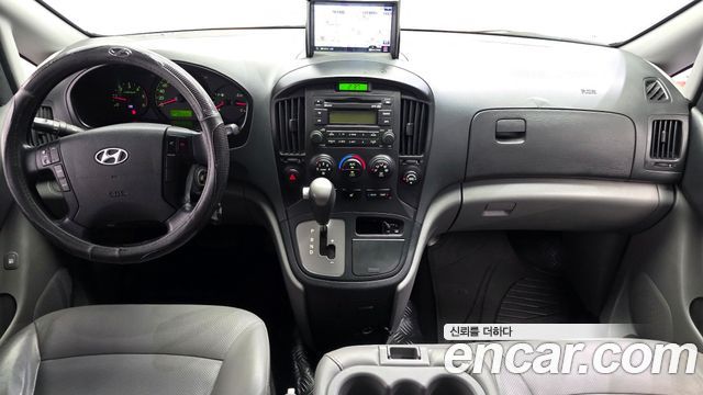 Hyundai Starex 2013 — photo 7