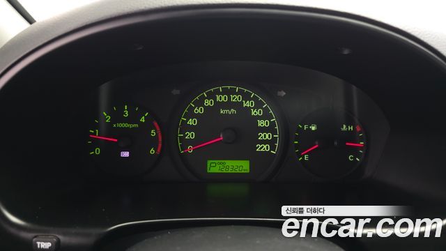 Hyundai Starex 2013 — photo 8