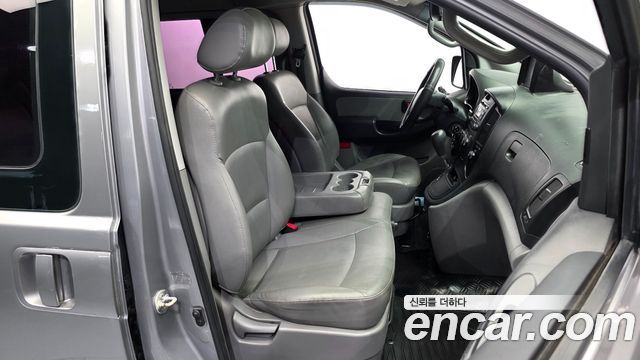 Hyundai Starex 2013 — photo 11