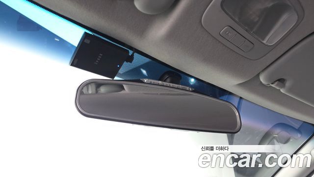 Hyundai Starex 2013 — photo 19