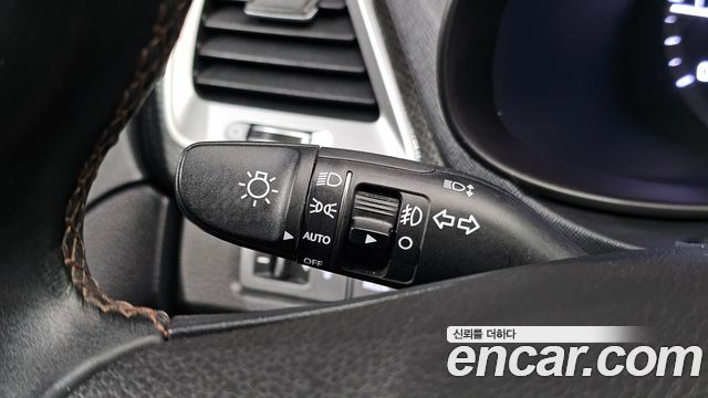 Hyundai Santafe 2018 — photo 28