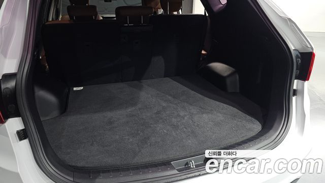 Hyundai Santafe 2018 — photo 30
