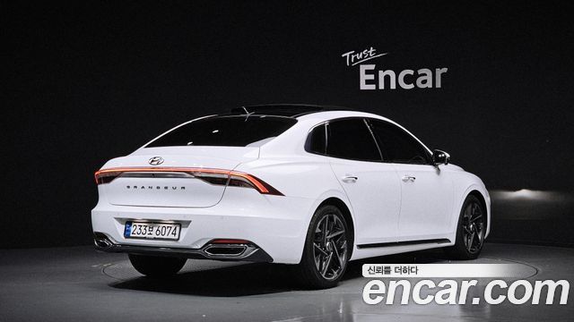 Hyundai Grandeur 2023 — photo 2