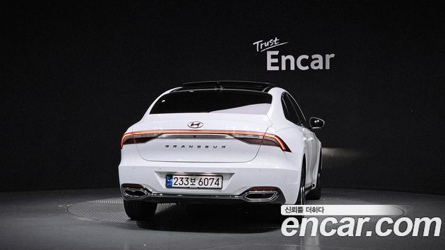 Hyundai Grandeur 2023 — photo 4