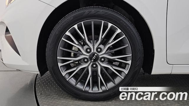 Kia K3 2023 — photo 5