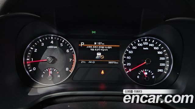 Kia K3 2023 — photo 11