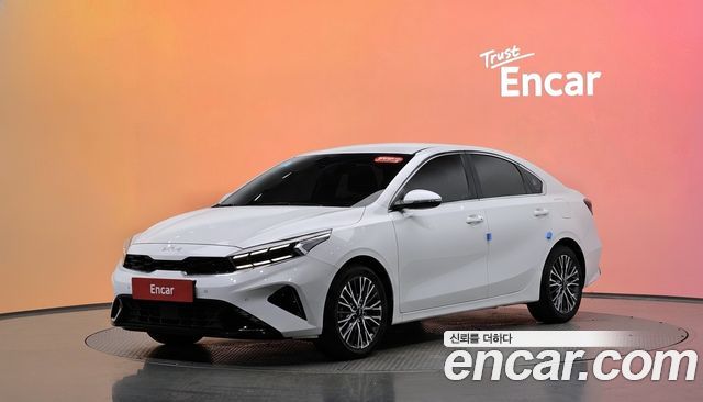 Kia K3 2023 — photo 1